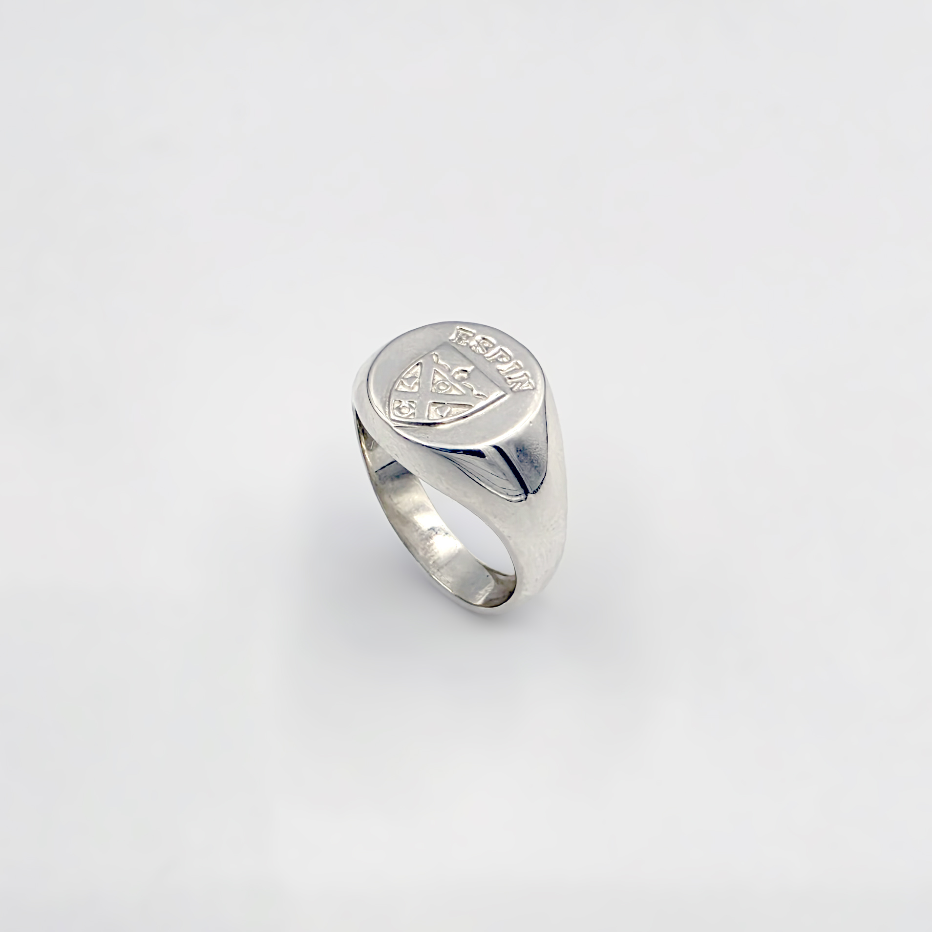 St Andrew's College signet ring detail